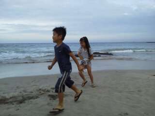 夕暮れ時の入田浜