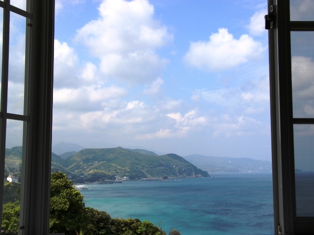 ダブルベッドルーム（海側）