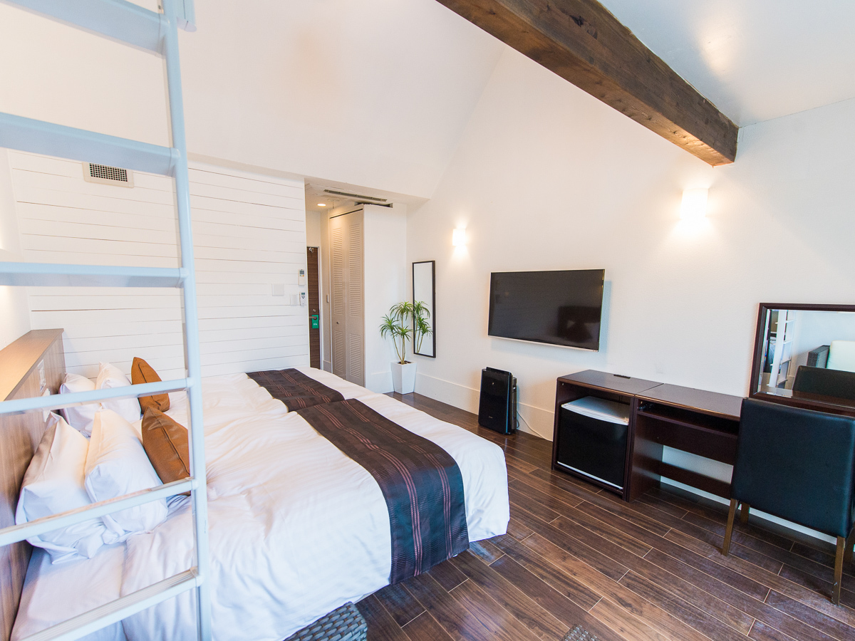 【洋モダンエグゼクティブ・ロフト付】30平米+専用バルコニー14平米 信楽焼露天風呂