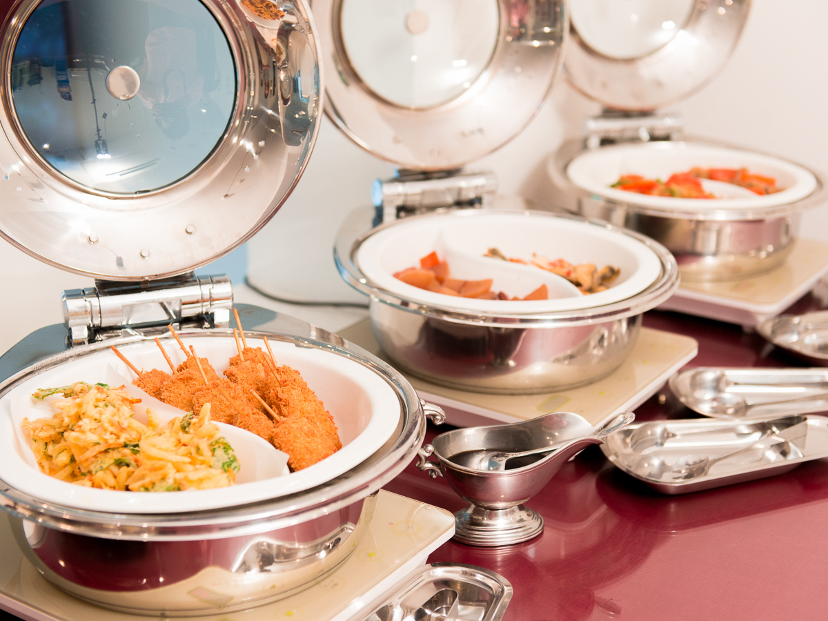 【ビュッフェメニュー 】（夕食）