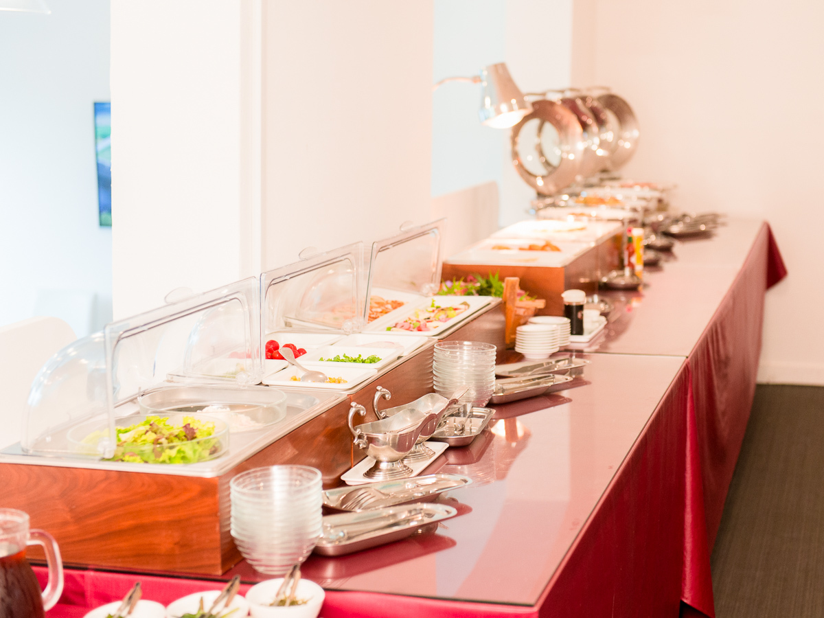 【ビュッフェメニュー 】（夕食）