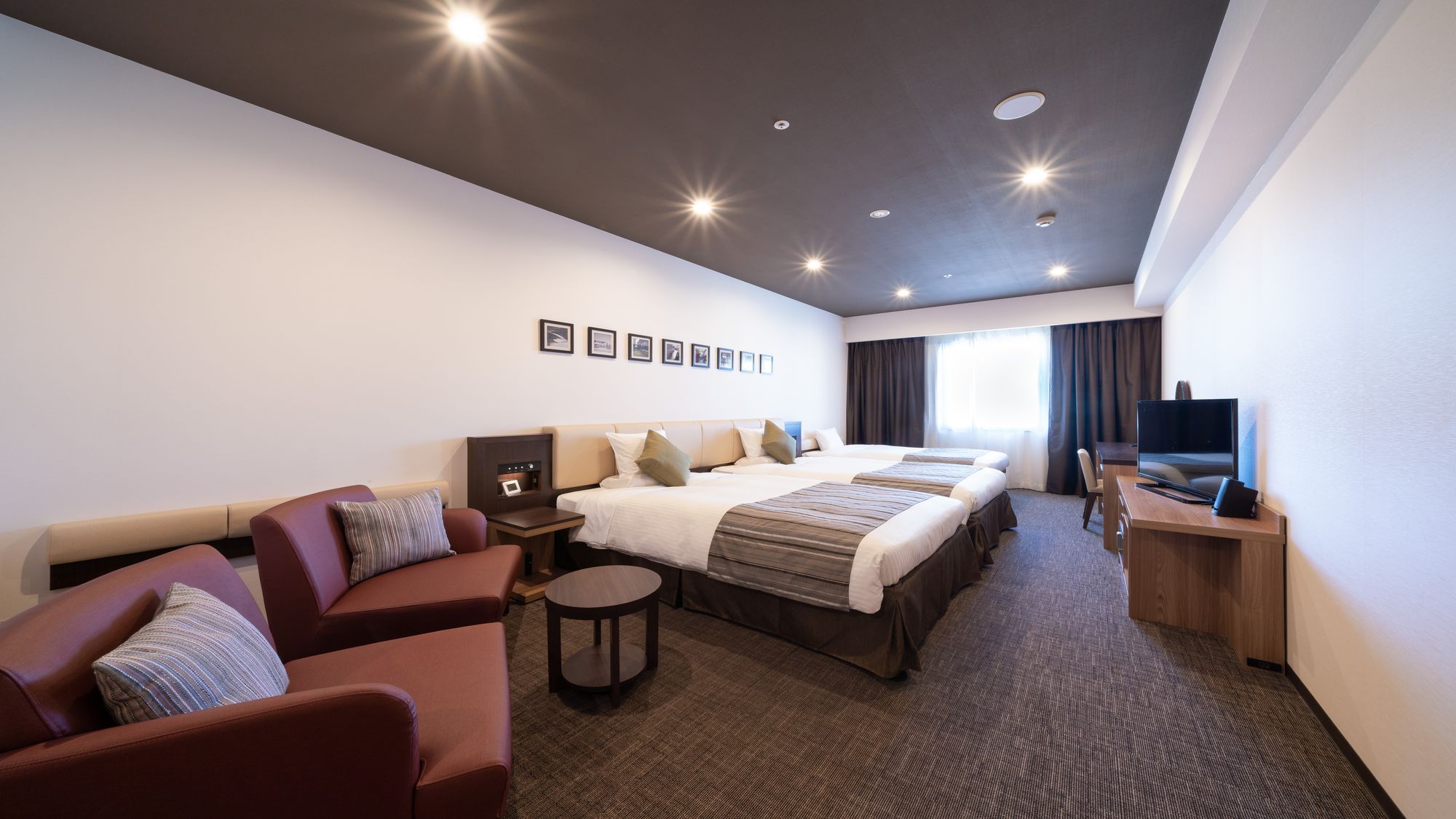 デラックストリプル