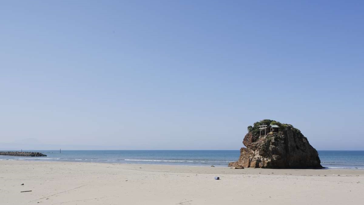 稲佐の浜提供元：公益社団法人 島根県観光連盟