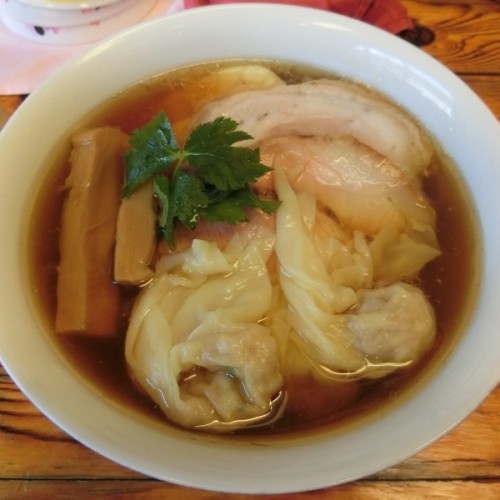 ラーメン通をも唸らす『らぁ麺屋飯田商店』