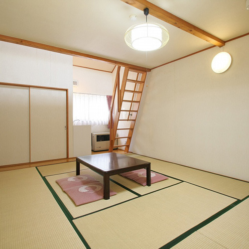 This photo about Berg Mizugaki Riesen Hutte shared on HyHotel.com