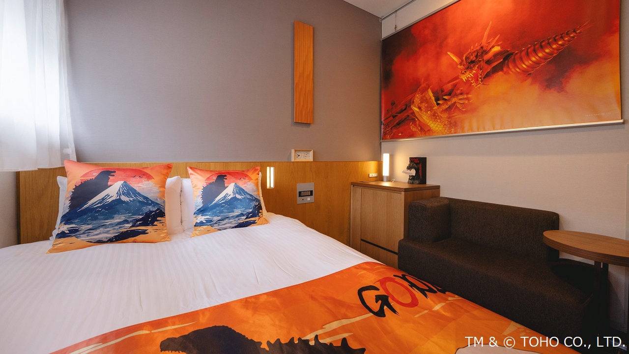 【ゴジラビュールーム】ゴジラが目の前にあるお部屋！バス・トイレ別／広さ18平米／ベッド幅140cm