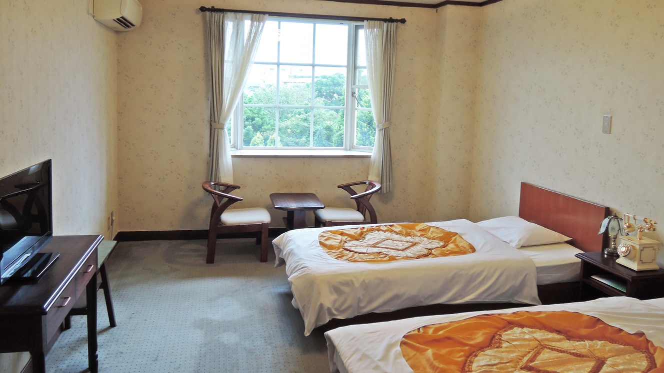 Rosemary Hotel Stop at Rosemary Hotel to discover the wonders of Ibusuki. The property offers a wide range of amenities and perks to ensure you have a great time. Take advantage of the propertys fax or photo copyin