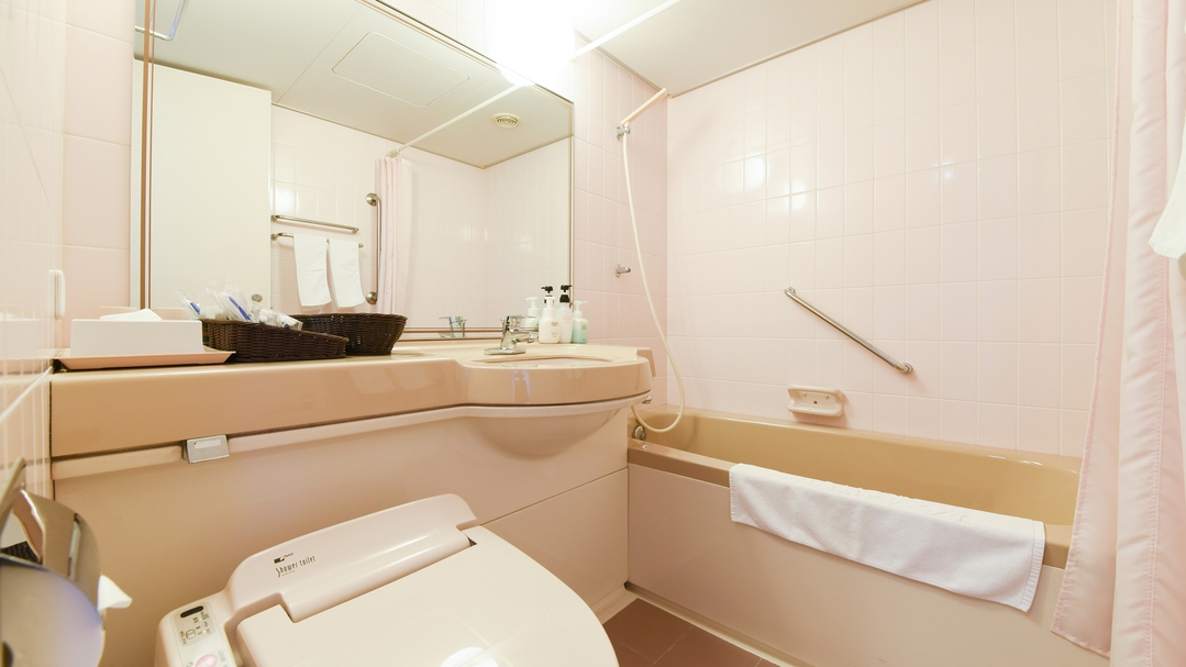 *【洋室洗面】洋室はバス・洗浄機付トイレを完備しております。