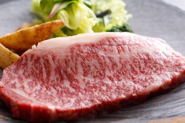 追加料理ステーキ