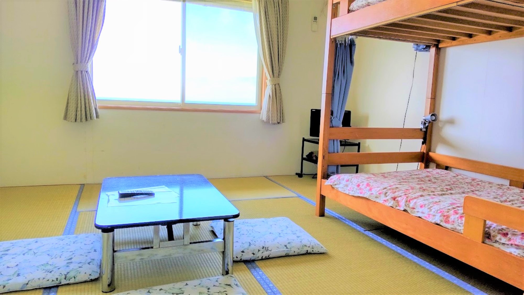 【眼下に広がる日本海】二段ベッドのお部屋。勿論！眺望抜群♪