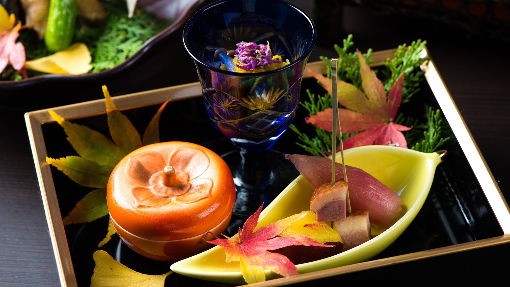 【和食膳・前菜例】最上の旬が味わえる、見た目も華やかな料理が並びます