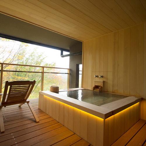 【311:海老根（えびね）】客室露天風呂