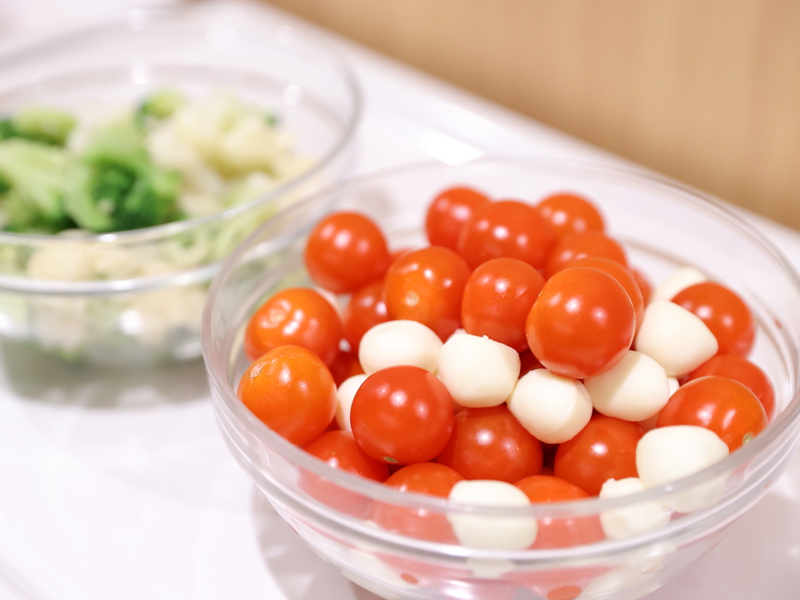 -HATAGO-(カプレーゼ)