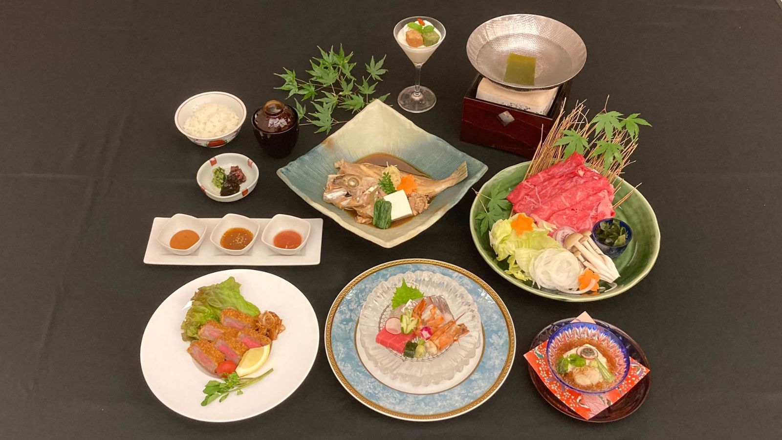 【料理長特撰御膳】豊富な海の幸や旬の淡路島食材を贅沢に使用した料理を絶景と共に堪能【1泊2食】