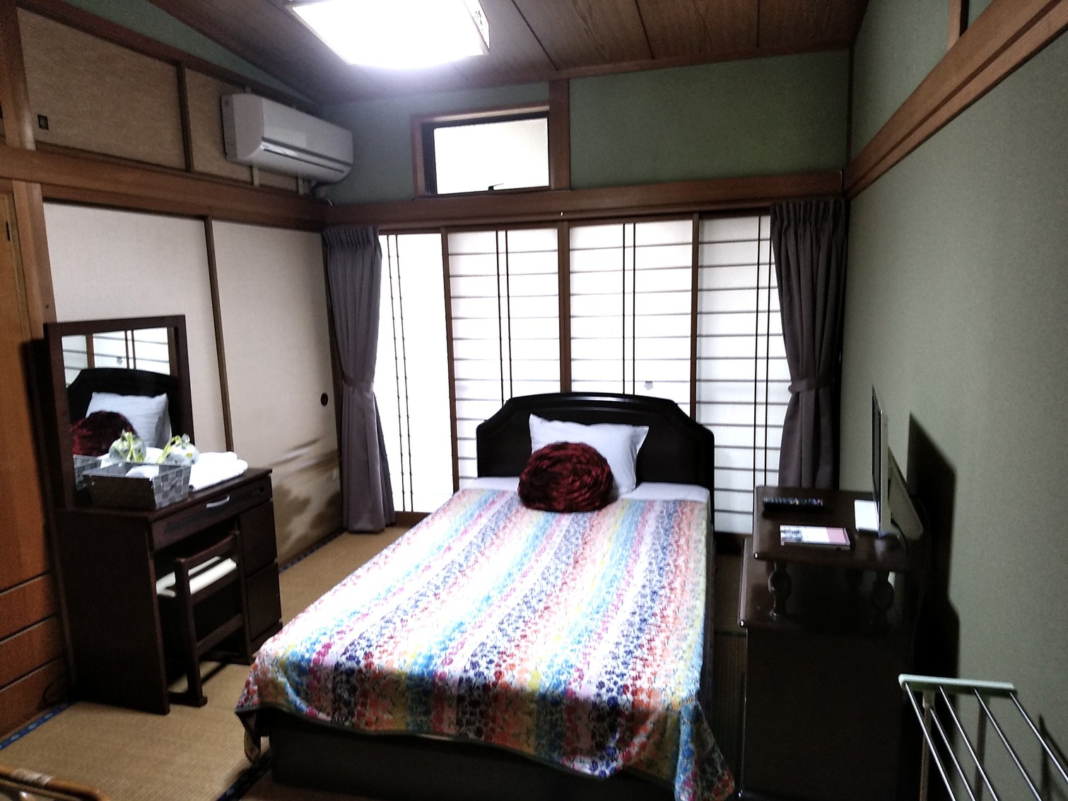 Hitoyoshi Morinohall Ladies In Female Only In Japan Room - 