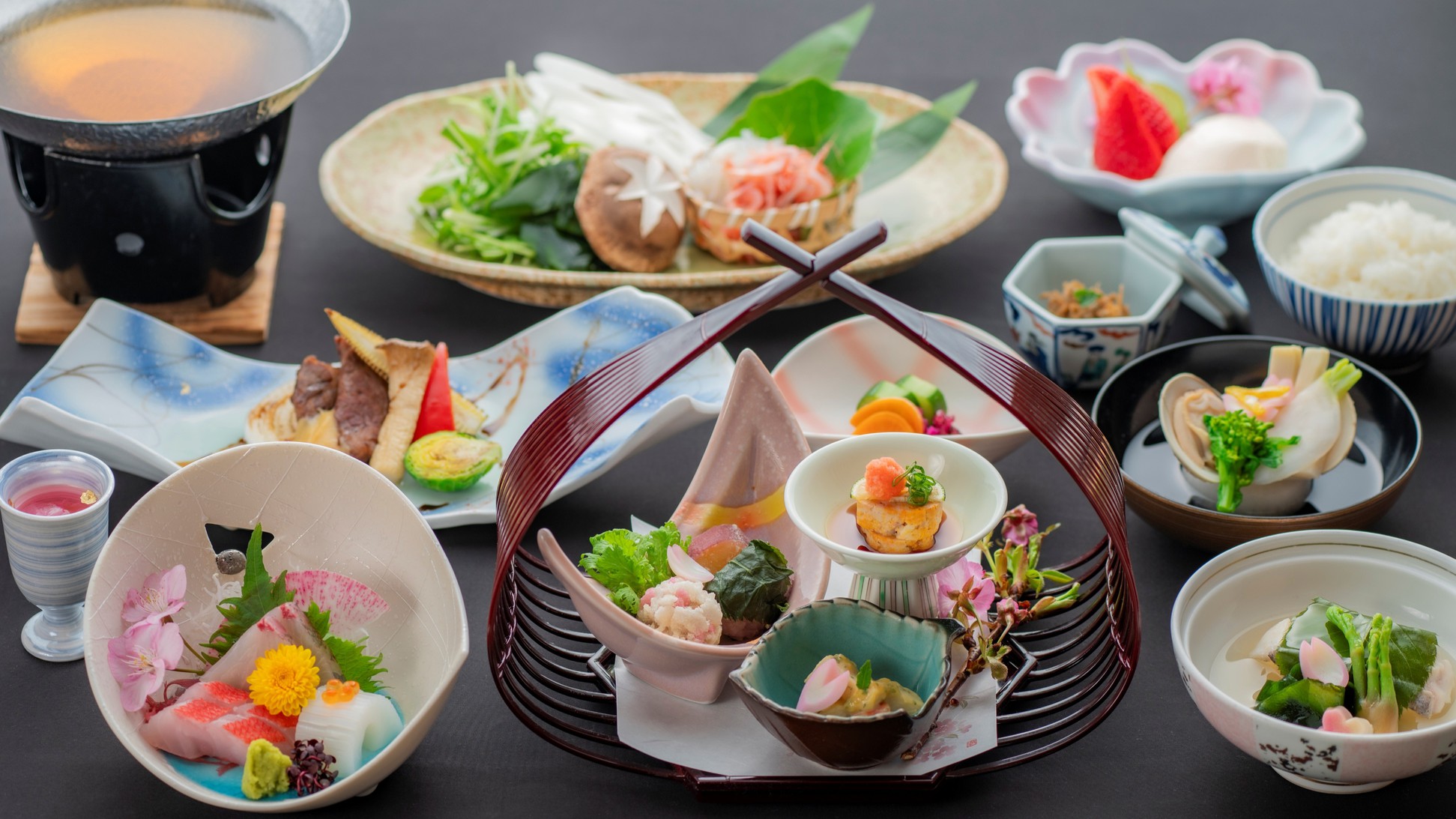 春の今宵御膳(一例)