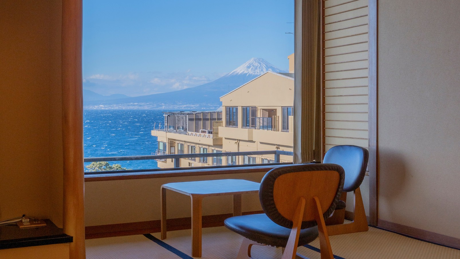 最上階部屋からの富士山の絶景