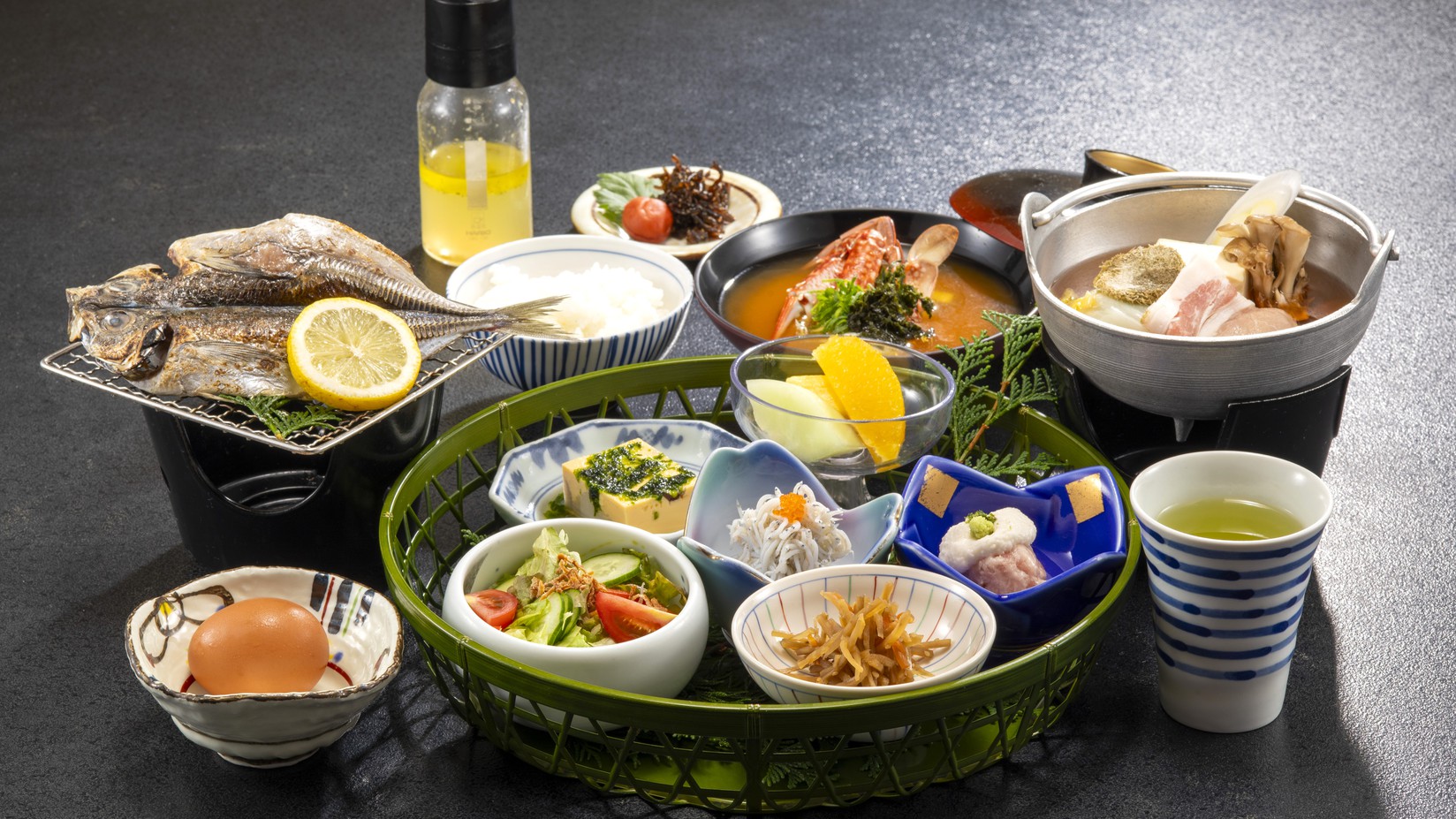 【朝食一例】彩り鮮やかな伊豆らしい朝食