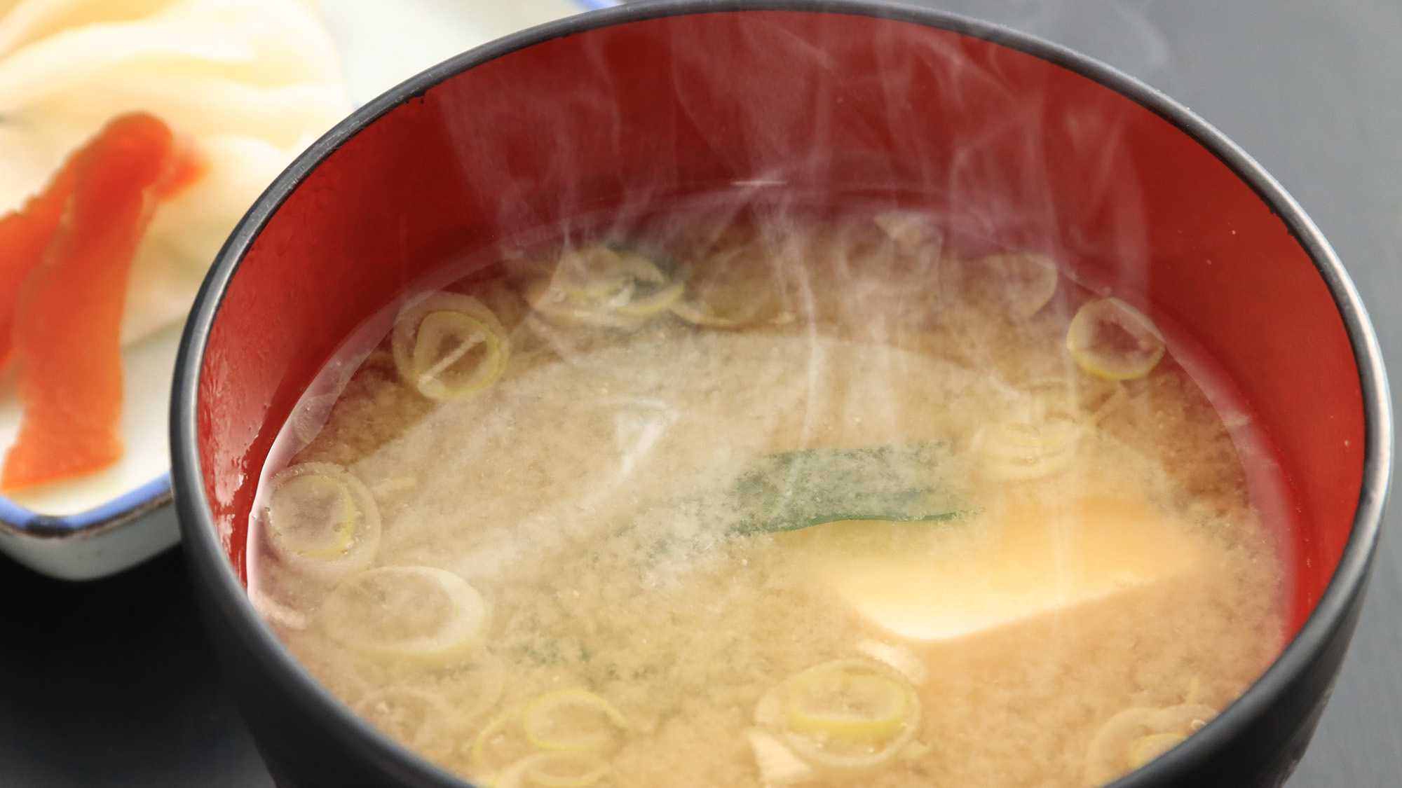 【料理】起き抜けの体にやさしい、手作りの和朝食です。
