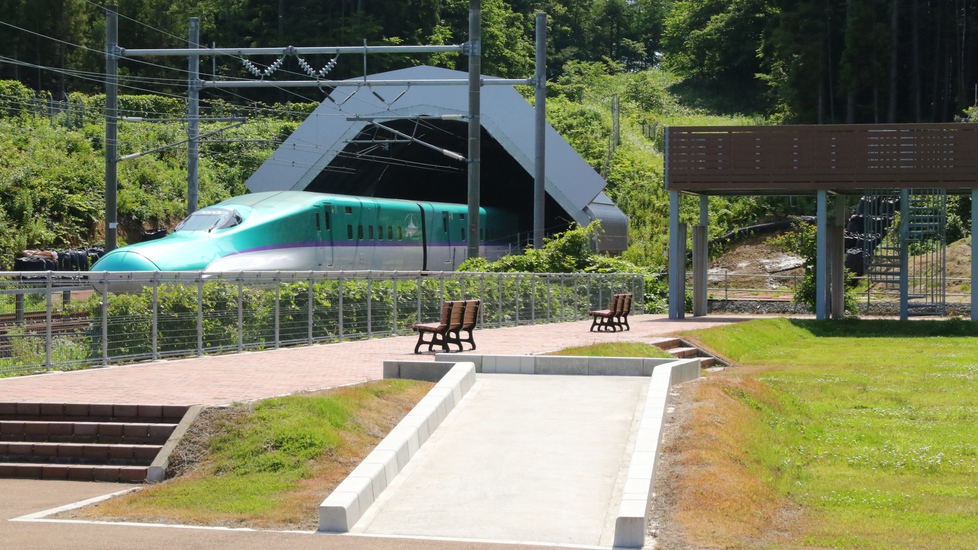 函館トンネル入口公園