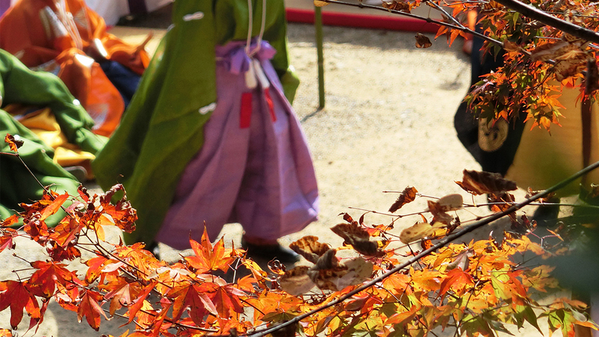 秋の蹴鞠会談山神社