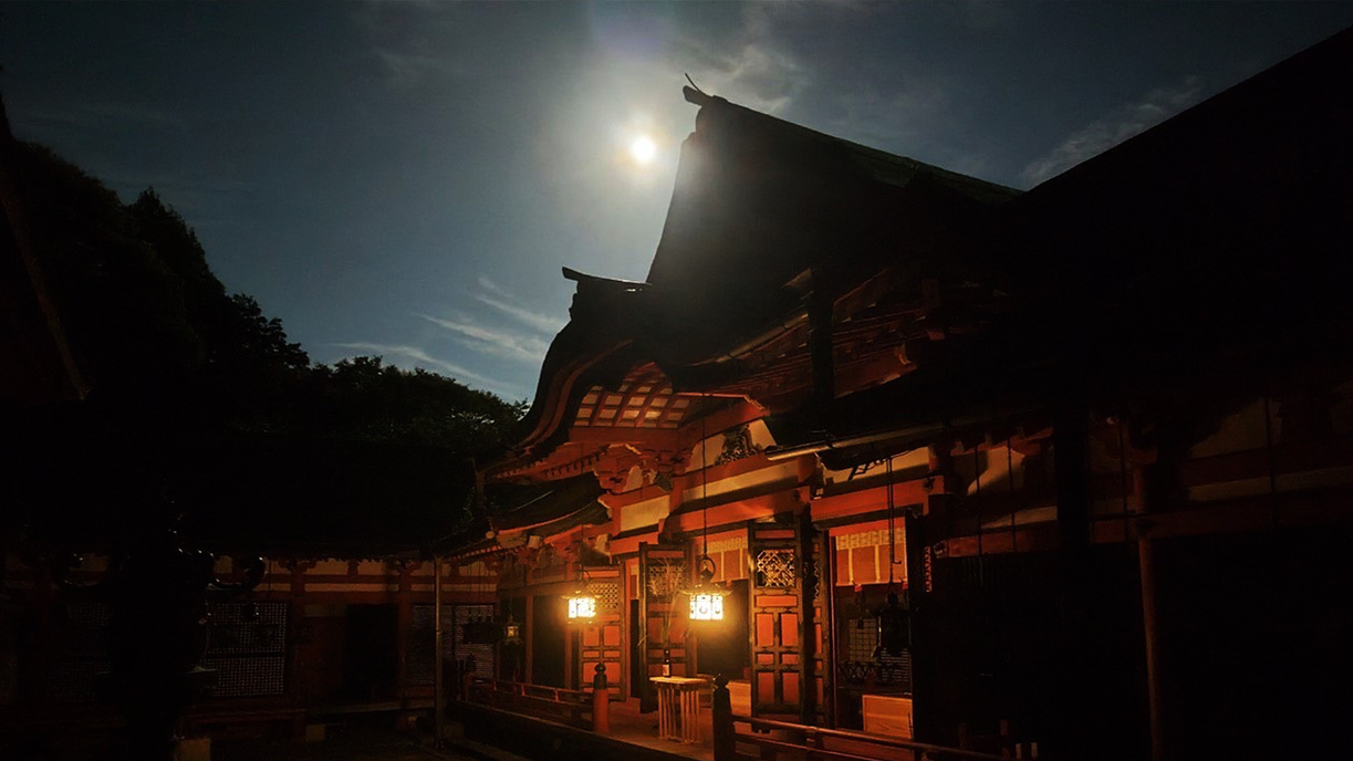 談山神社「満月の夜の特別拝観」