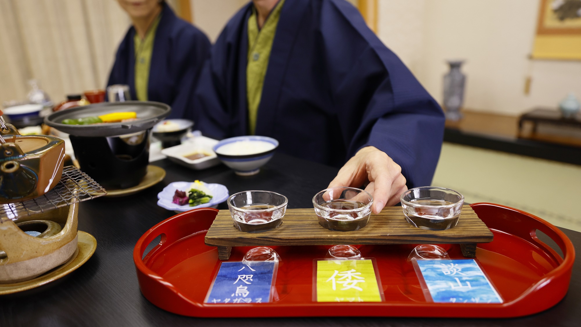 ご夕食イメージ地酒飲み比べ（飲み比べプラン）