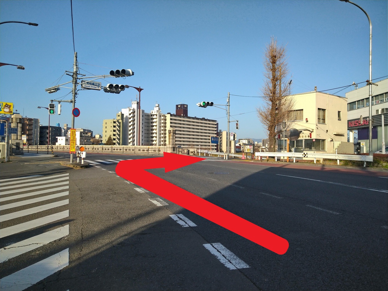 20号（甲州街道）新宿・立川方面よりお越しの際は大和田橋を渡らず「大和田橋北詰」右折して下さい。
