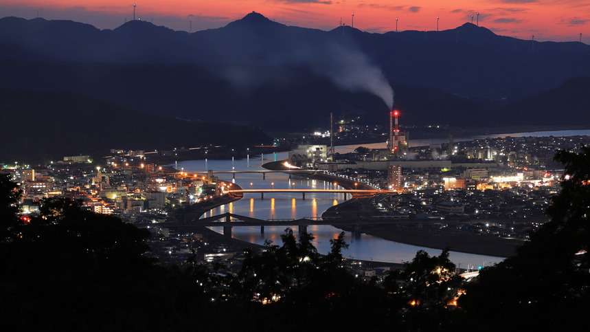 寺山いこいの広場から見る薩摩川内市の夜景