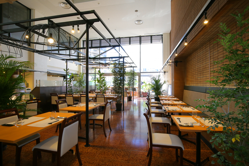 ビュッフェ チェスナット（朝食会場）