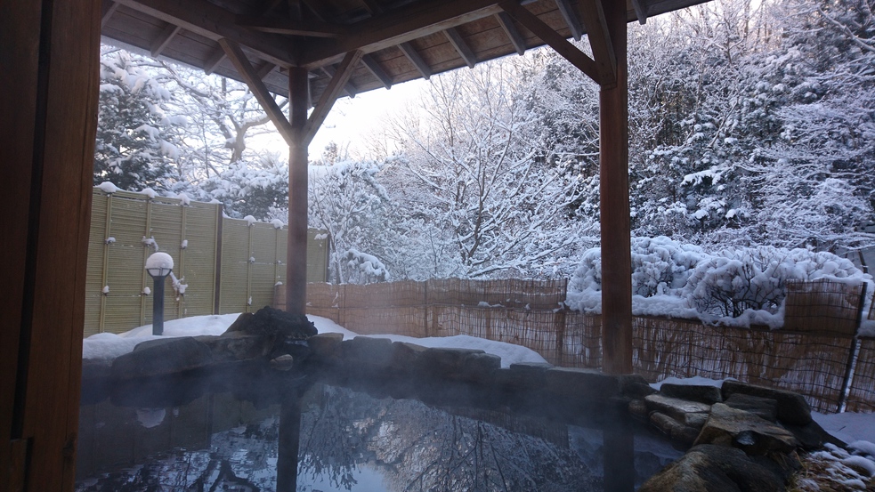 雪見の露天風呂