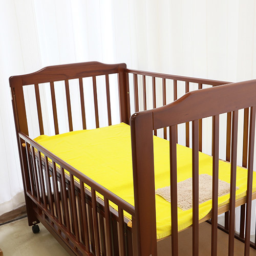 ベビーベッド（脱衣所）