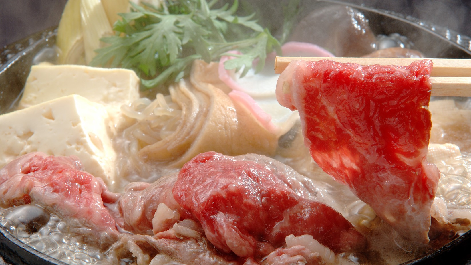 青森県産黒毛和牛のすき焼き