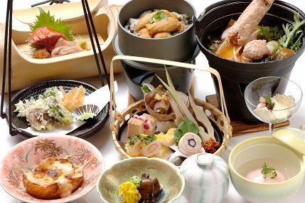 手作りの郷土会席料理は全て手作り