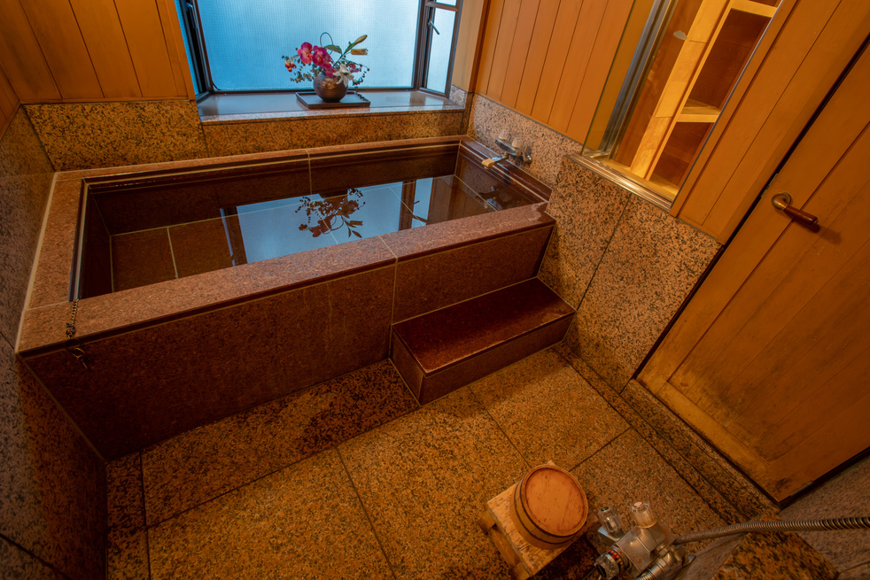 ＜家族風呂＞貸切でのご利用になります。