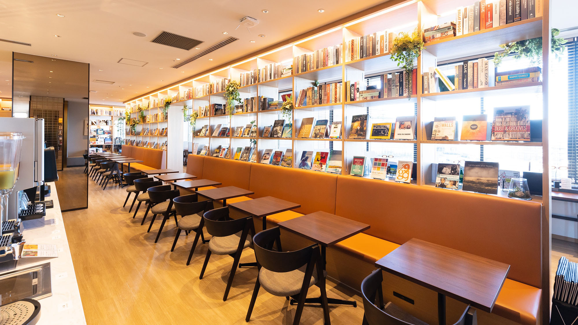 【SHARE LOUNGE】座席