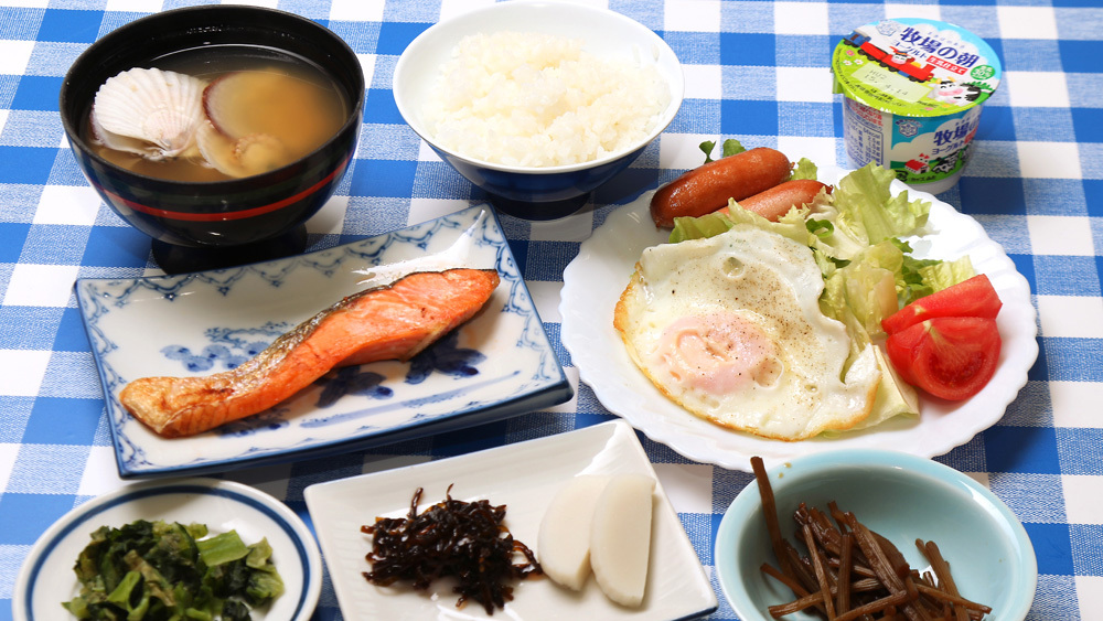 【東松館朝食】朝食は、和定食です。朝はしっかり食べたいという方に！