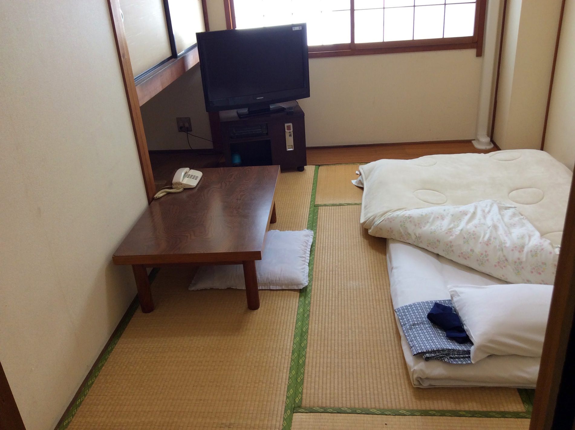 Dotenobo Ryokan Interior 1