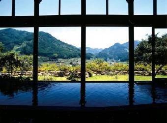 Ike no Yamaso Main Image Ike no Yamaso, Yanagawa