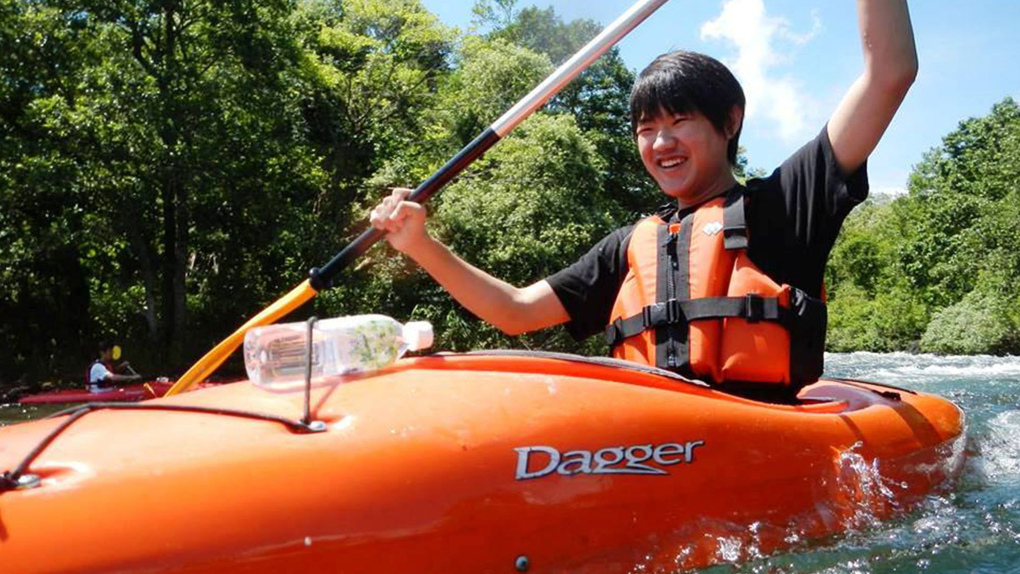 ＜夏＞【小野川湖カヌー】しぶきを浴びて楽しもう。