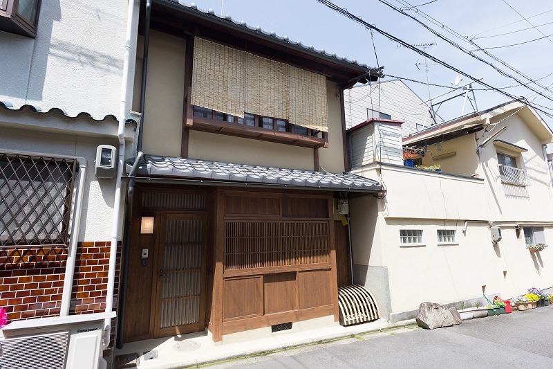 Machiya Residence Inn Kiyomizu Rikyuan Machiya Residence Inn Kiyomizu Rikyuan is perfectly located for both business and leisure guests in Kyoto. The property offers guests a range of services and amenities designed to provide comfort and 