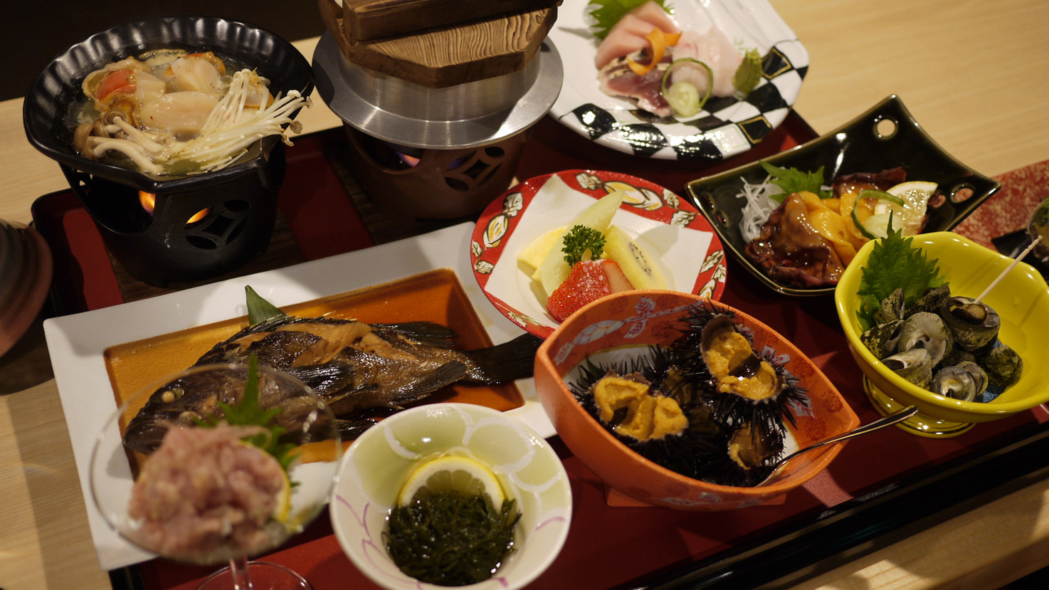 *夕食一例／気仙沼の海の幸がこれだけ集まって、リーズナブル♪※料理内容は水揚げ状況により異なります。