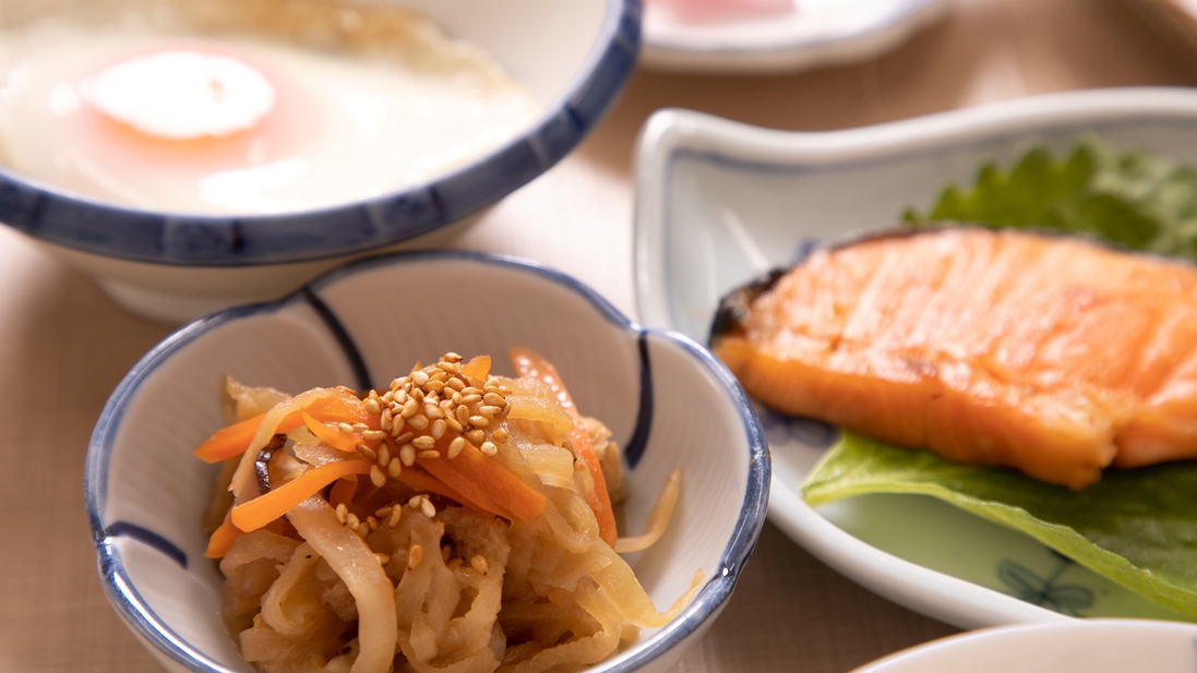 【朝食一例】朝からしっかり食べてエネルギーチャージを！