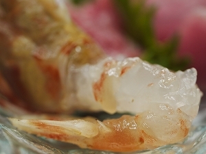 ぷりっぷりの地元エビ