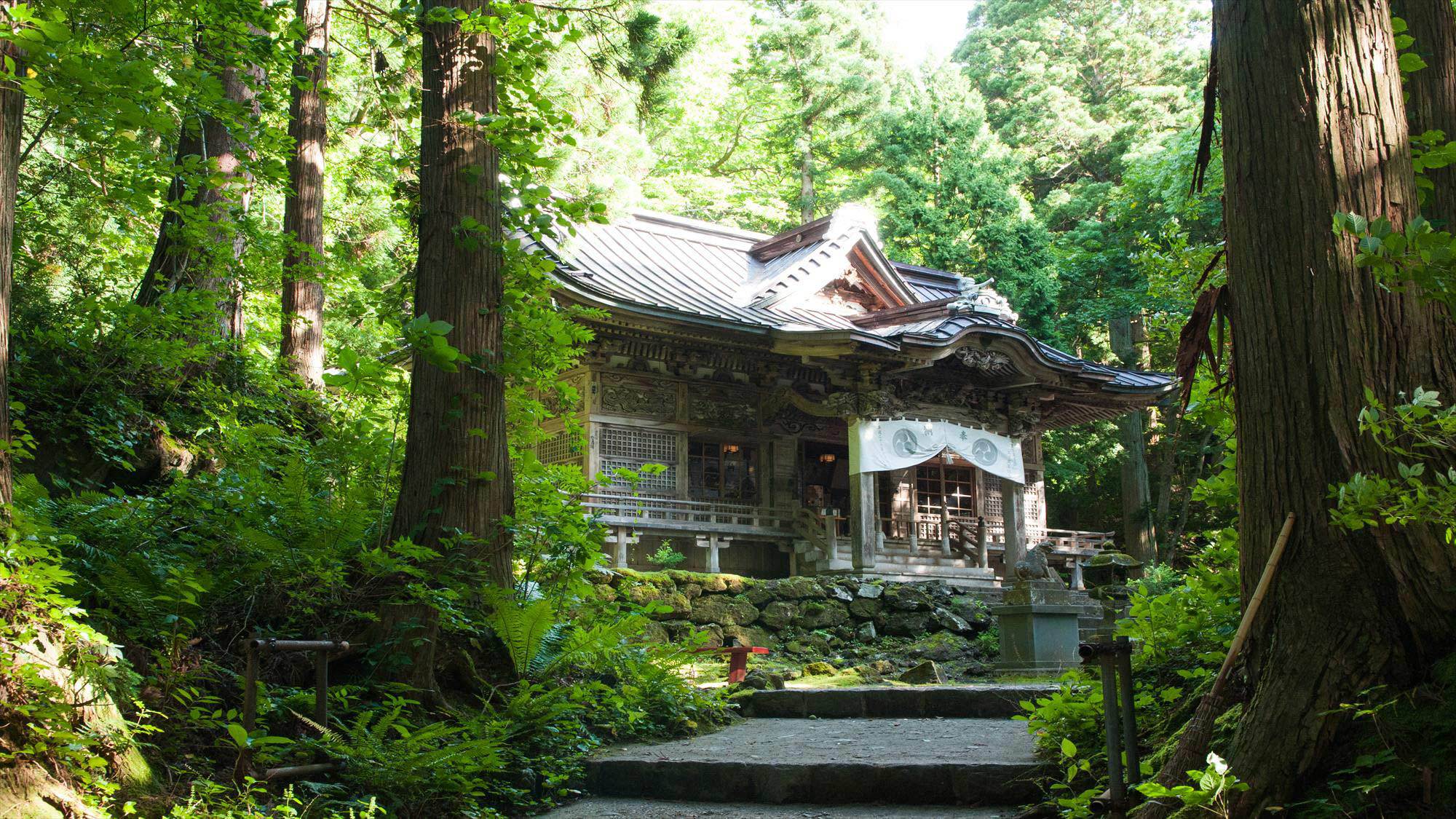  【十和田神社】