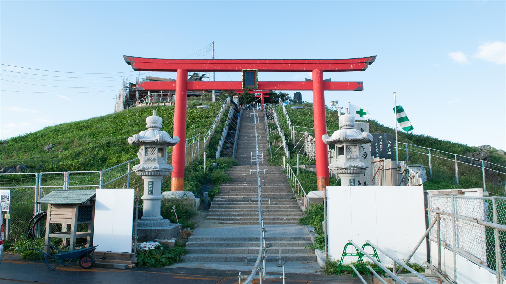  【周辺観光/八戸蕪島神社】