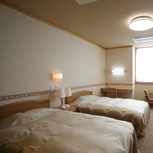 Iwamuro Onsen Menmentei Wataya Ideally located in the Niigata Central area, Menmentei Wataya promises a relaxing and wonderful visit. Offering a variety of facilities and services, the property provides all you need for a good nigh