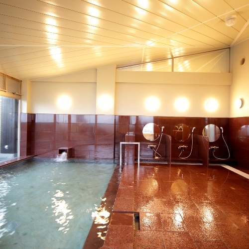 Iwamuro Onsen Menmentei Wataya Ideally located in the Niigata Central area, Menmentei Wataya promises a relaxing and wonderful visit. Offering a variety of facilities and services, the property provides all you need for a good nigh