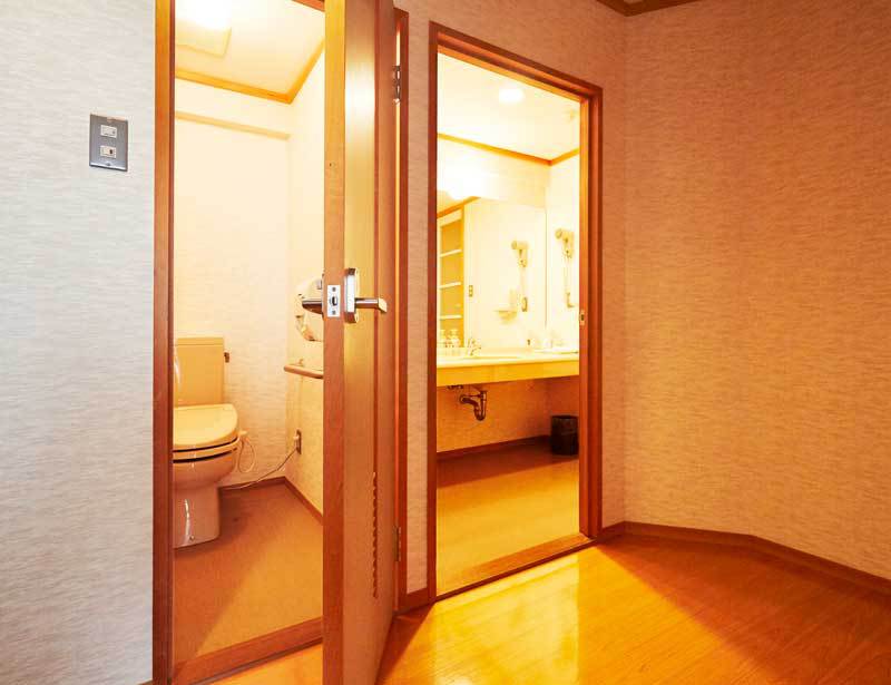 特別室セパレートタイプバスルームトイレ