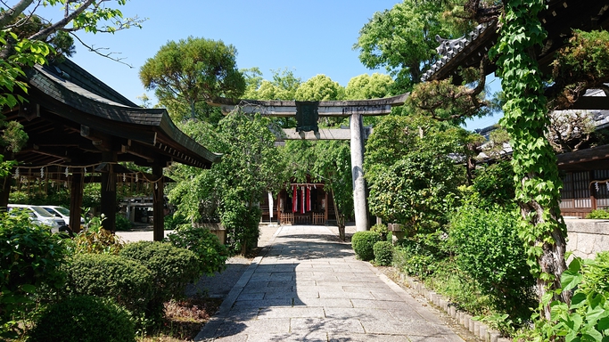 当施設目前の恵比須神社